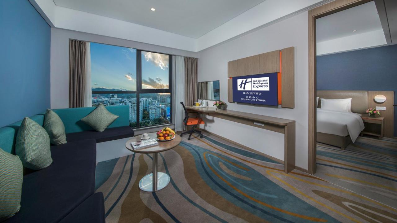 Holiday Inn Express - Xichang City Center By Ihg Exterior photo